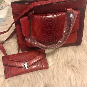 NEW Snakeskin Handbag RED Pu Leather Free Wallet